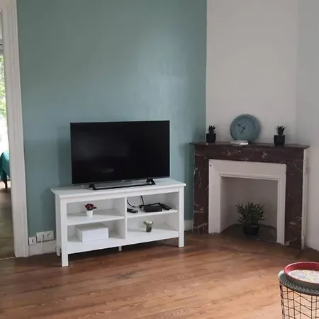 Lumineux Au Centre De Dieppe, Calme Et Confortable